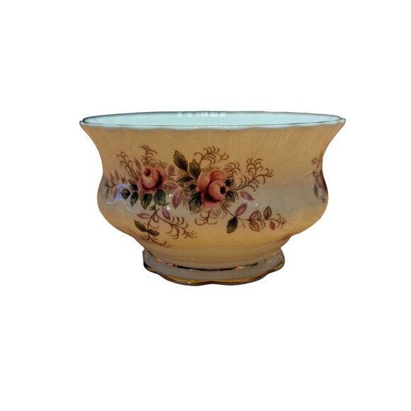 Royal Albert England Lavender Rose Bone China Sugar Bowl - Picture 4 of 8